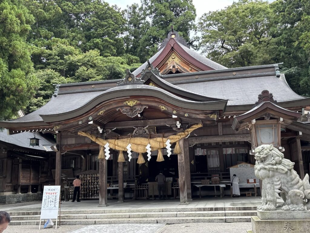 白山比咩神社